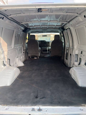 2012 Ford E-Series E-150