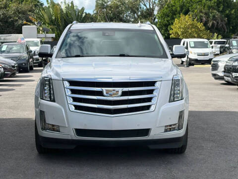 2017 Cadillac Escalade ESV Luxury
