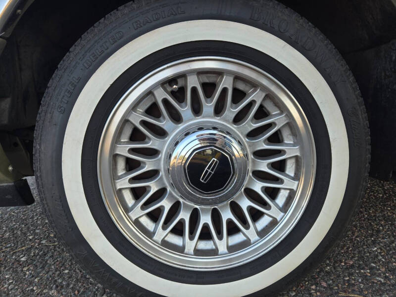 1997 Lincoln Town Car Executive