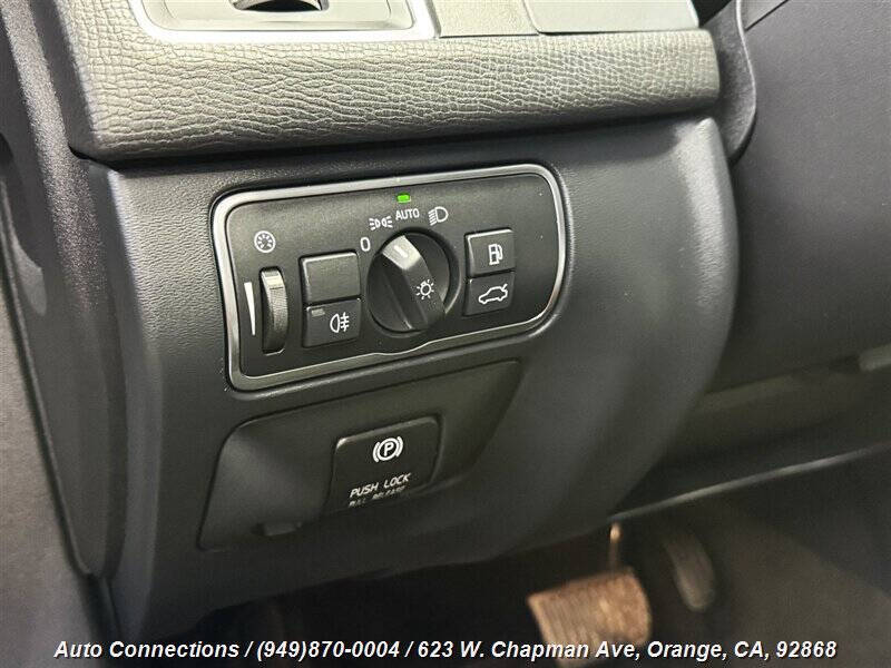 2015 Volvo XC60 T5 Drive-E Platinum