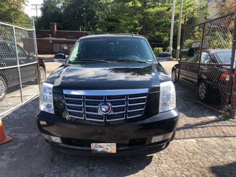 2007 Cadillac Escalade for sale at Six Brothers Mega Lot in Youngstown OH