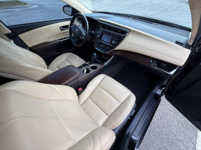 2015 Toyota Avalon XLE