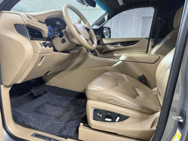 2018 Cadillac Escalade ESV Platinum