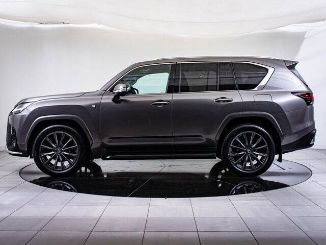 2022 Lexus LX 600 F SPORT Handling
