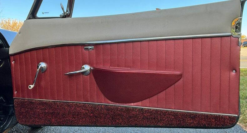 1963 Studebaker Avanti