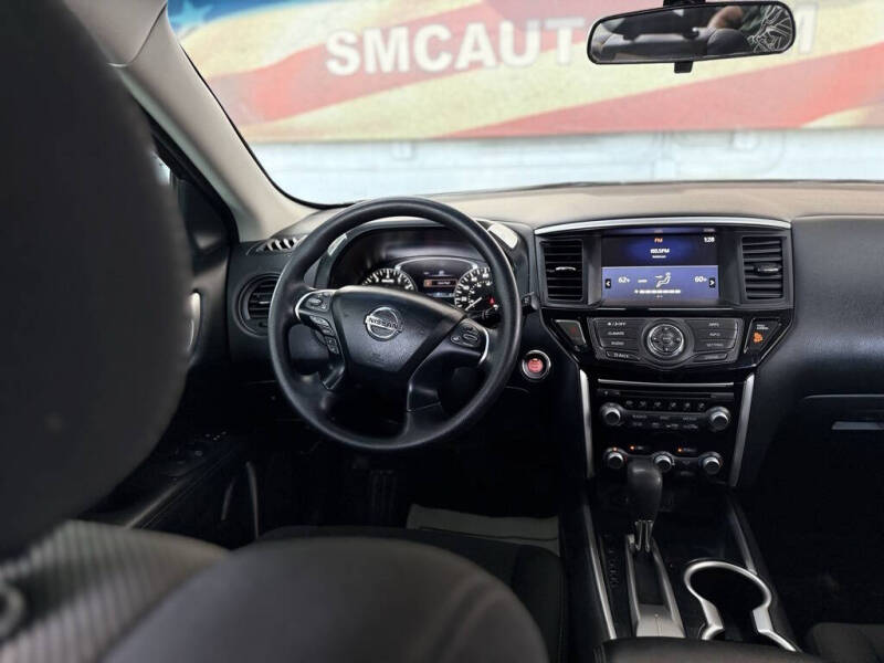 2020 Nissan Pathfinder S