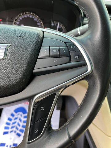 2017 Cadillac XT5 Premium Luxury