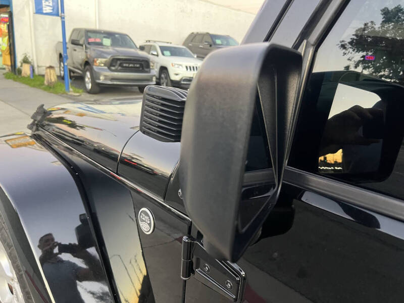 2015 Jeep Wrangler Unlimited Altitude