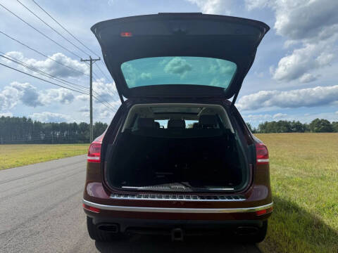 2017 Volkswagen Touareg V6 Executive