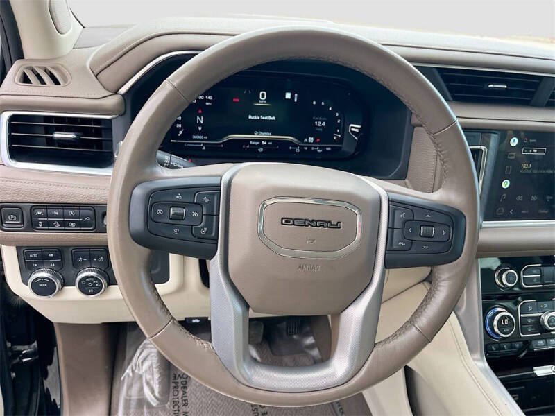 2022 GMC Yukon XL Denali