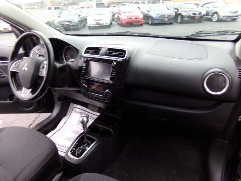 2019 Mitsubishi Mirage SE