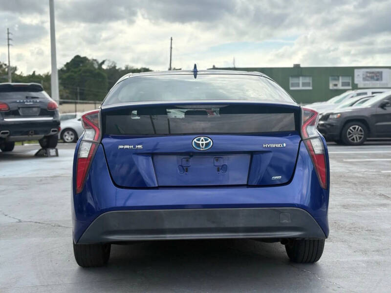 2016 Toyota Prius