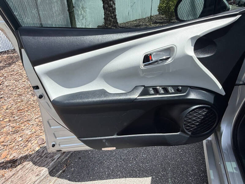2017 Toyota Prius Four