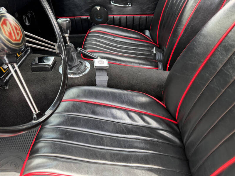 1969 MG B