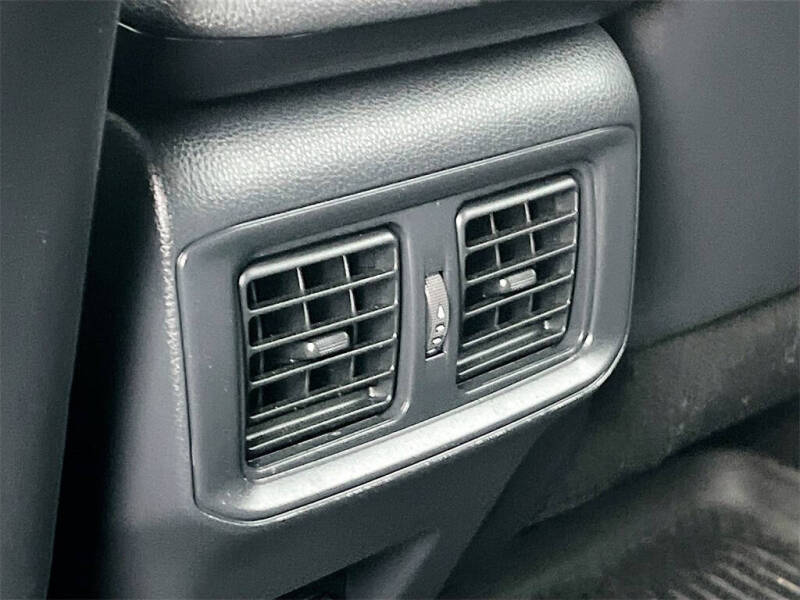 2025 Toyota RAV4 Hybrid XLE Premium