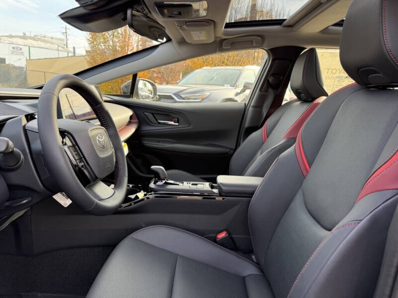 2026 Toyota Prius Plug-in Hybrid XSE