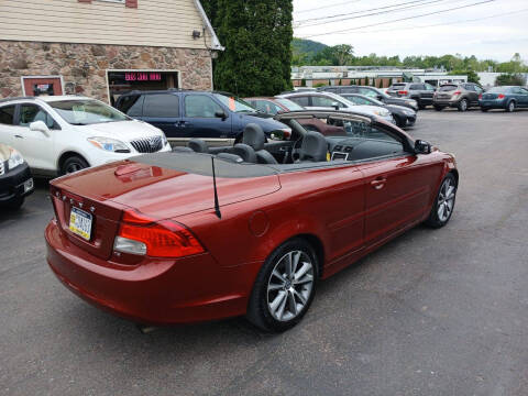 2011 Volvo C70 T5