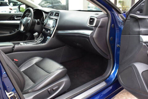 2017 Nissan Maxima