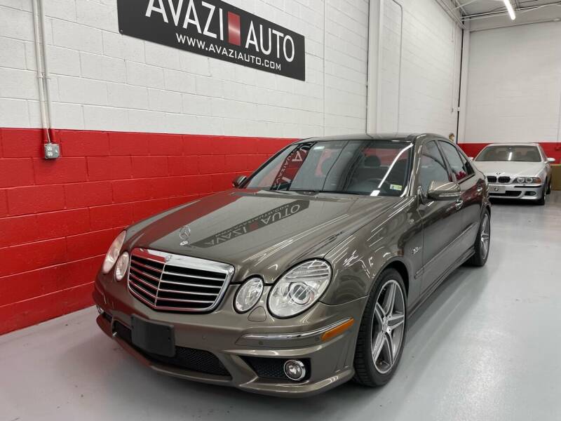 2009 Mercedes-Benz E-Class for sale at AVAZI AUTO GROUP LLC in Gaithersburg MD