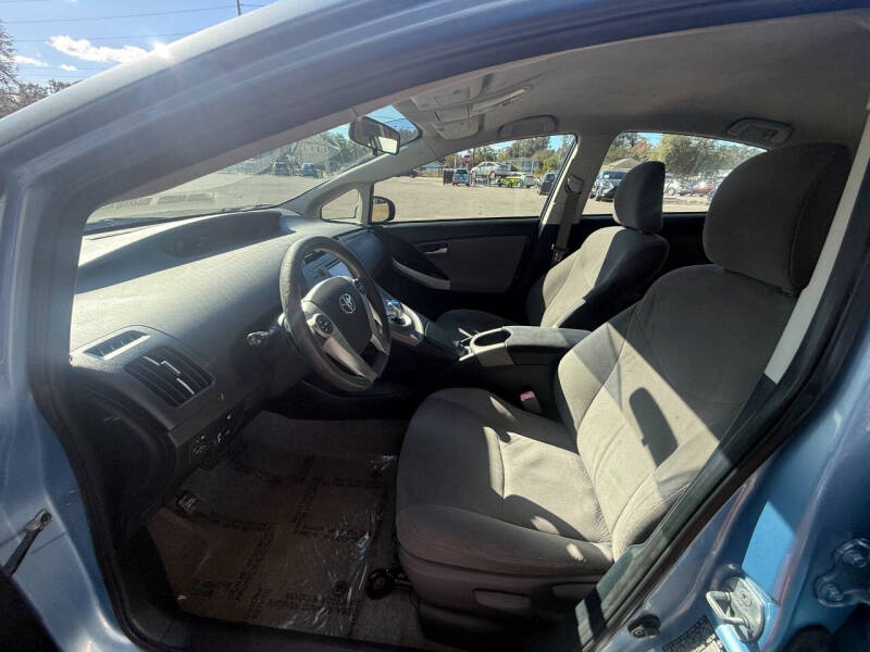 2012 Toyota Prius Plug-in Hybrid