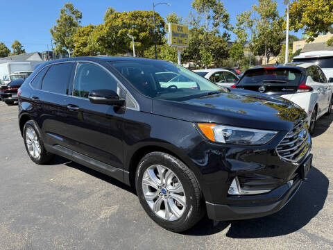 2022 Ford Edge Titanium
