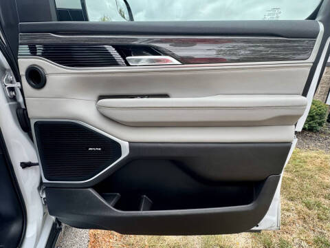 2022 Jeep Wagoneer Series III