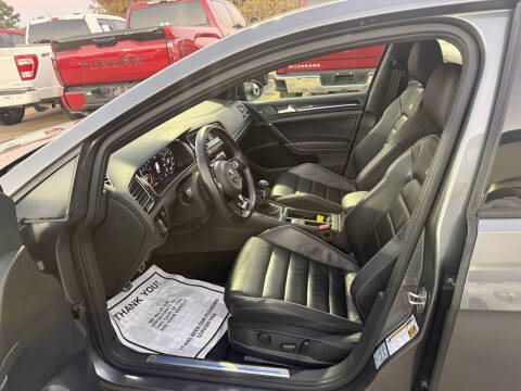 2018 Volkswagen Golf R 4Motion