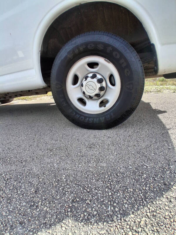 2016 Chevrolet Express 2500