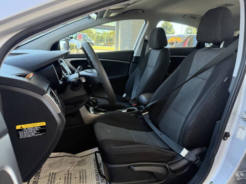 2017 Hyundai Elantra GT