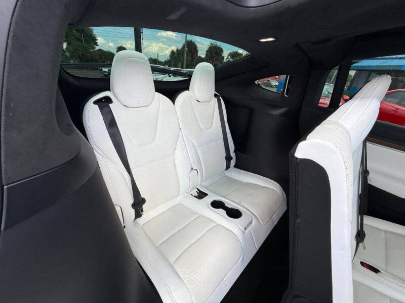 2022 Tesla Model X
