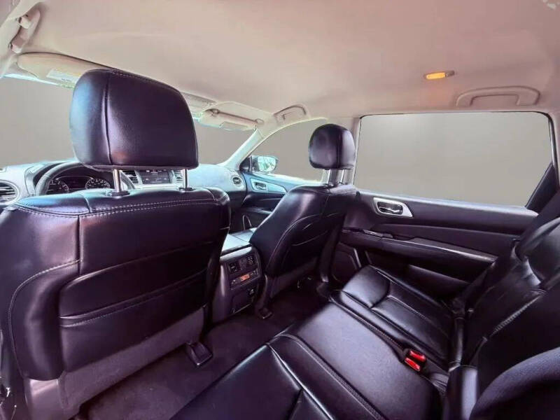 2017 Nissan Pathfinder