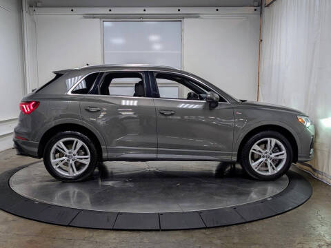 2020 Audi Q3 quattro S line Prem Plus 45 TFSI