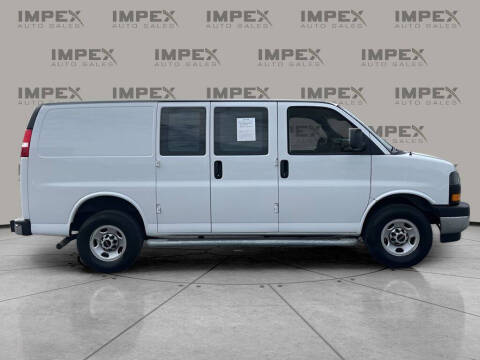 2023 GMC Savana 2500
