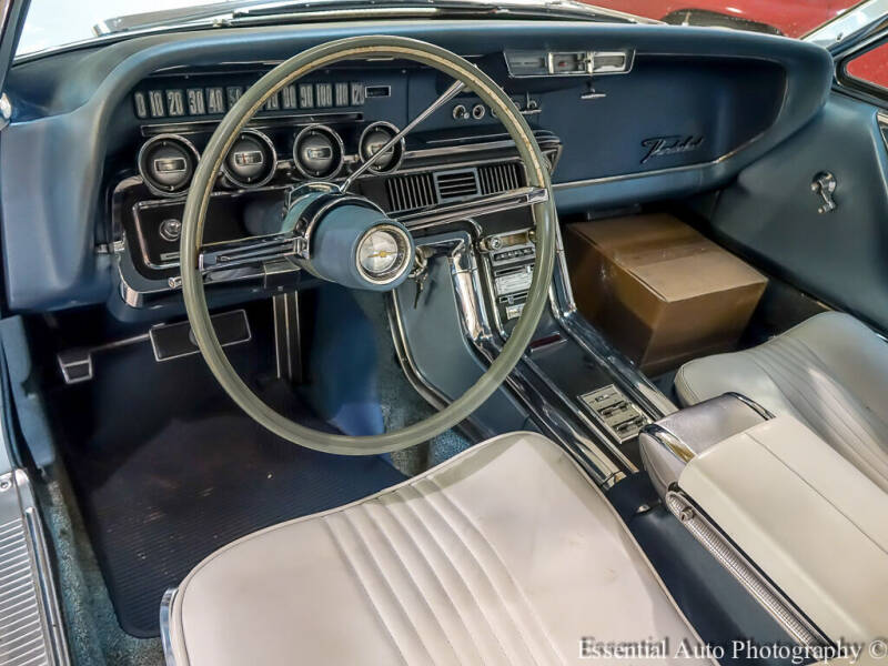 1965 Ford Thunderbird