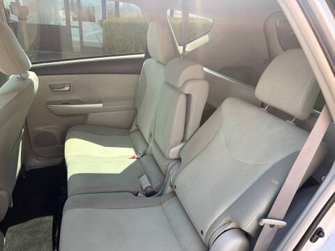 2014 Toyota Prius v Three