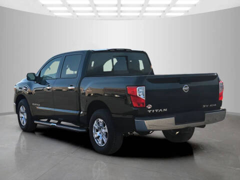 2017 Nissan Titan
