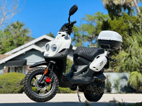 2022 Genuine  Scooter Company Rough  House 50 for sale at PennSpeed in New Smyrna Beach FL