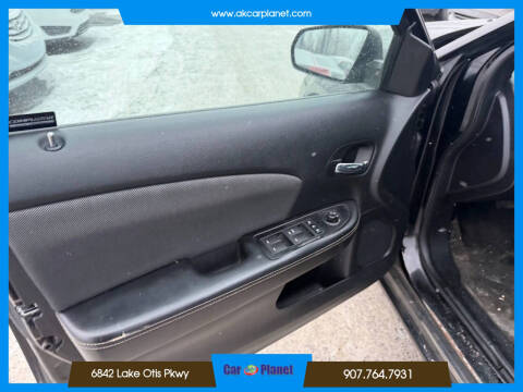 2012 Dodge Avenger SE