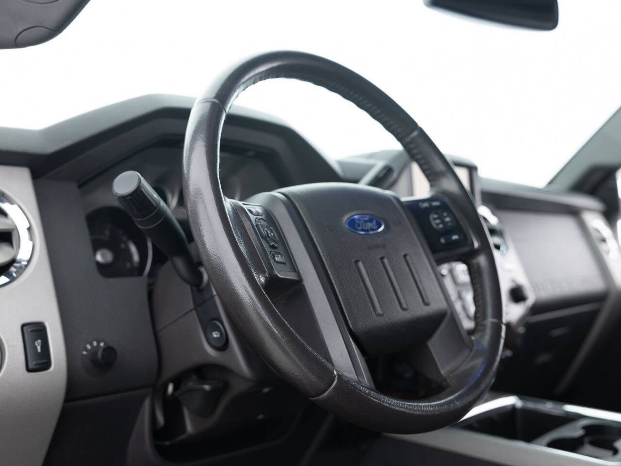 Used Car 2014 Ford F-350 Super Duty  Lariat 4x4 4dr Crew Cab 6.8 Ft. Sb Srw Pickup For Sale Under $40,000 In Coal City, Illinois