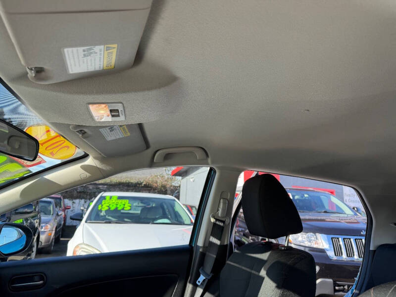 2012 Mazda MAZDA2 Sport