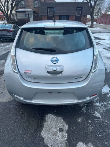 2013 Nissan LEAF SV