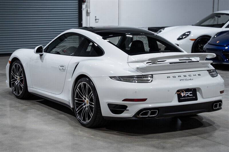 2015 Porsche 911 Turbo