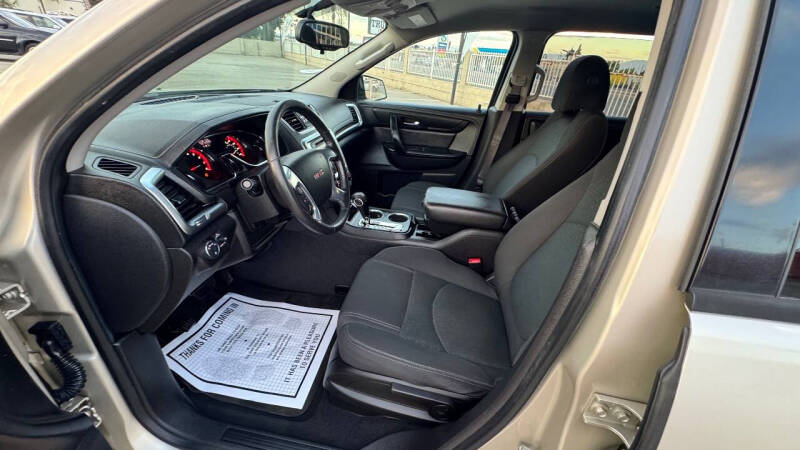 2015 GMC Acadia SLE-1