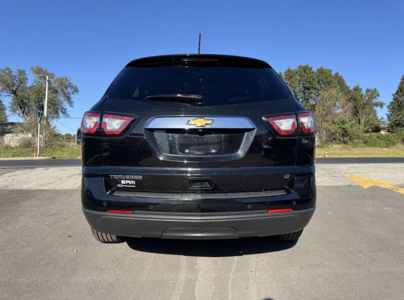 2017 Chevrolet Traverse LT