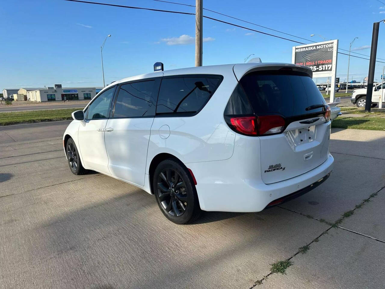 2018 Chrysler Pacifica for sale at Nebraska Motors LLC in Fremont, NE