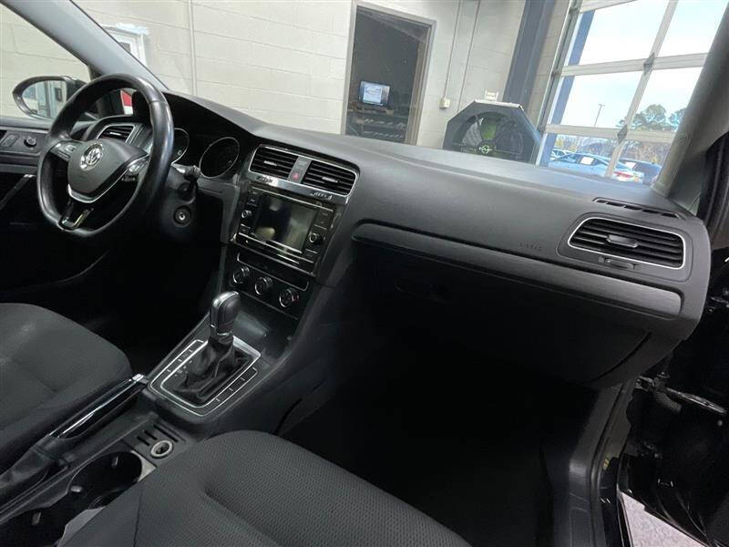 2019 Volkswagen Golf SportWagen