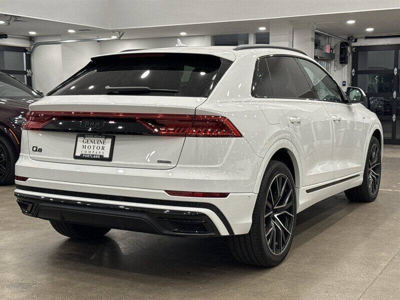 2023 Audi Q8 quattro Premium Plus 55 TFSI
