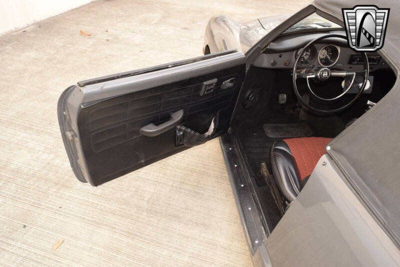 1973 Volkswagen Karmann Ghia