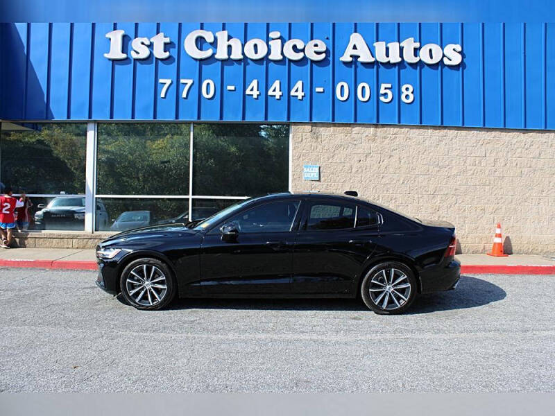 2022 Volvo S60 B5 Momentum