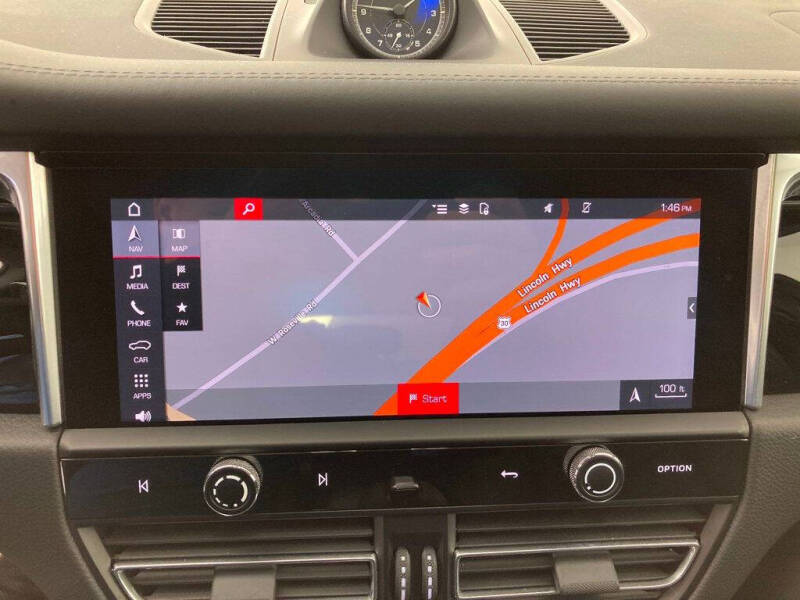 2022 Porsche Macan